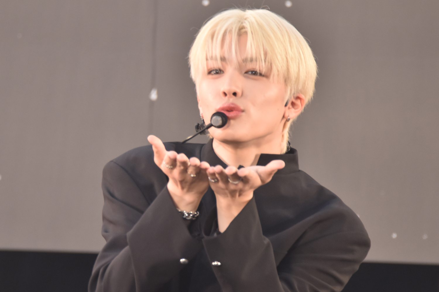 Recent activity shot of Maki (&TEAM)