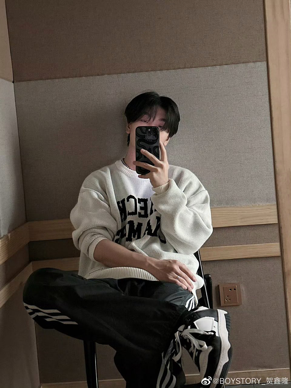 Behind-the-scenes cut of He Xinlong (BOY STORY)