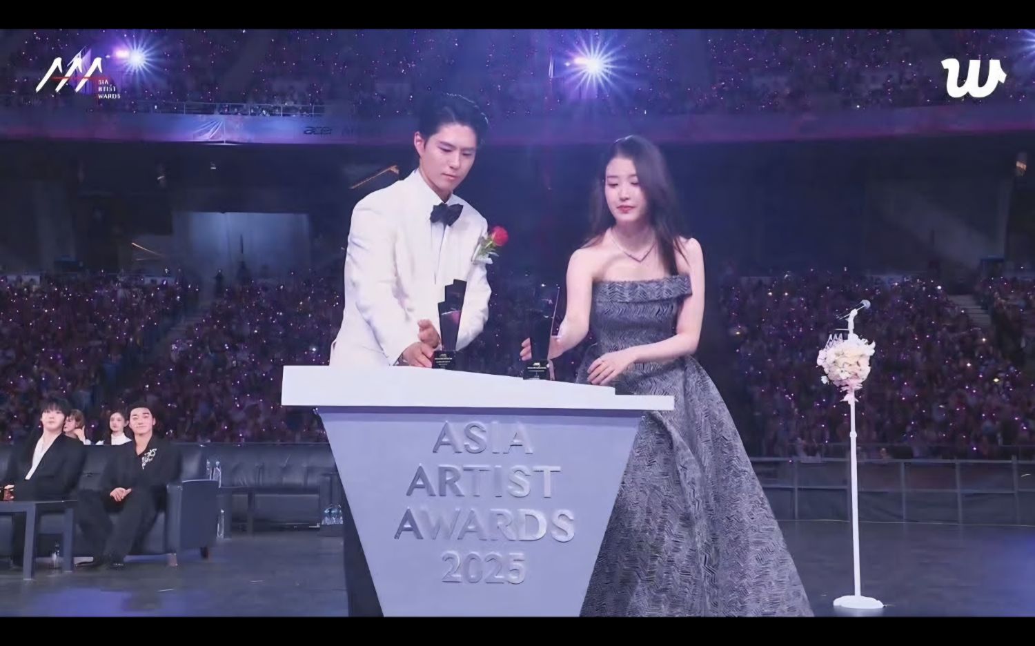 IU粉絲拍下的瞬間