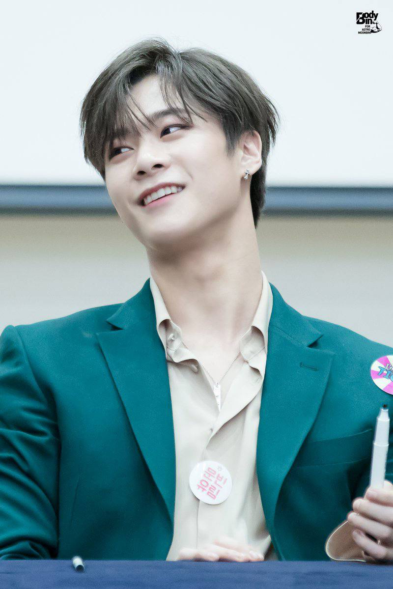 Recent activity shot of Moonbin (ASTRO)