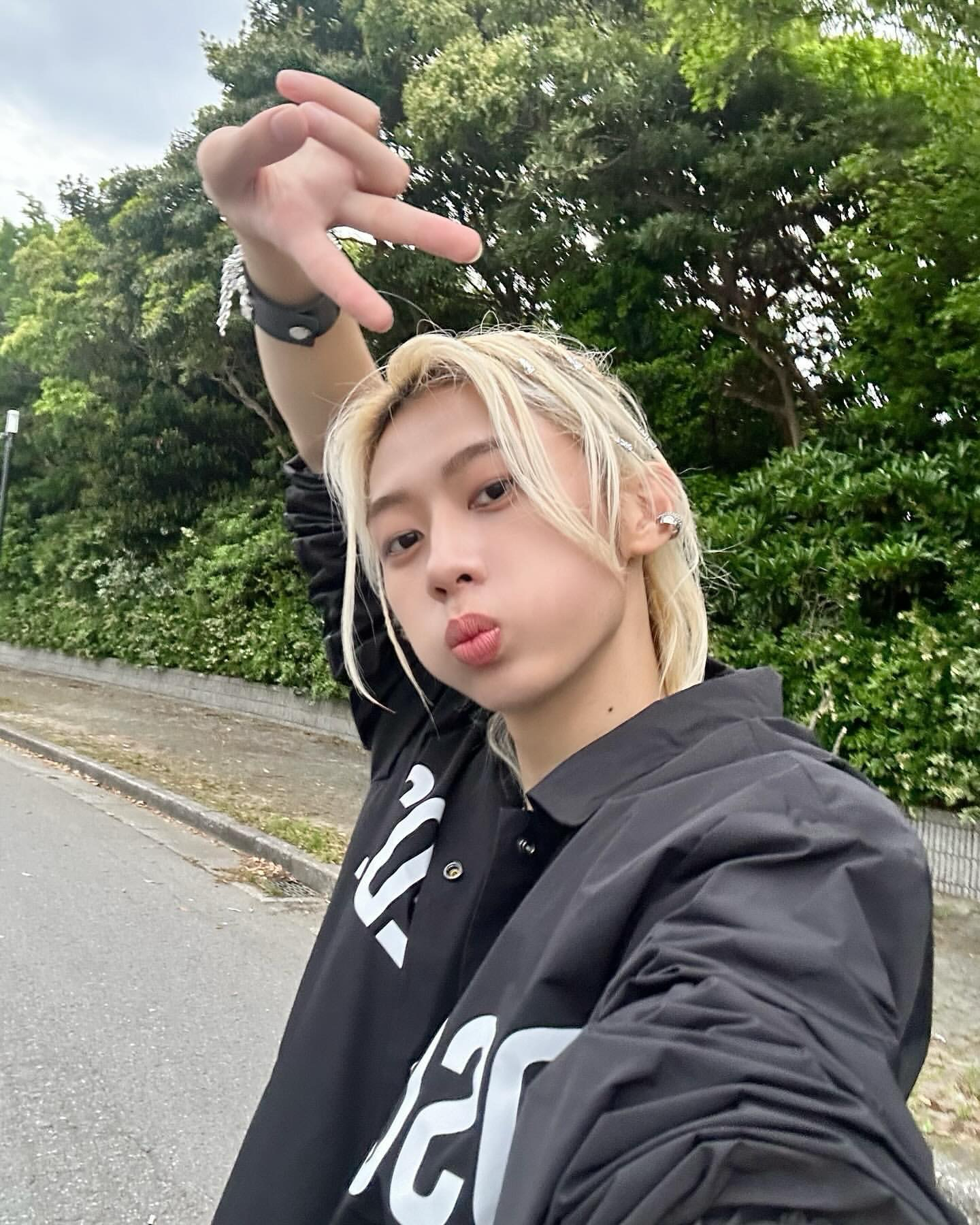 A moment captured by Heo Min (Hi-Fi Un!corn)'s fan