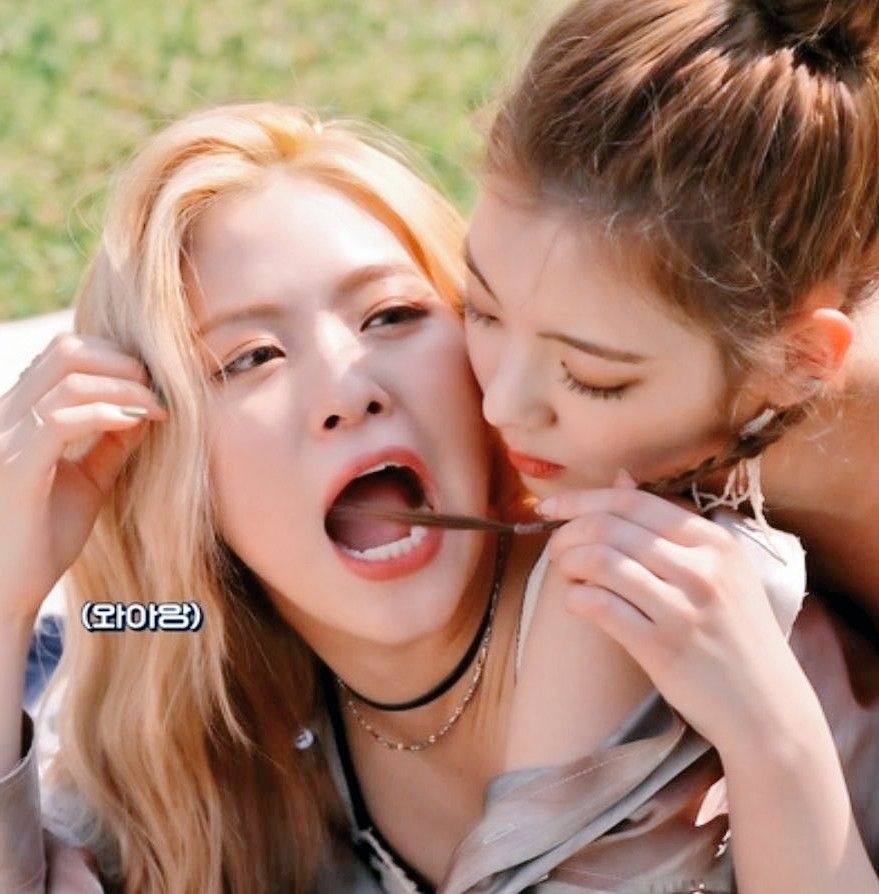 A moment captured by ITZY's fan