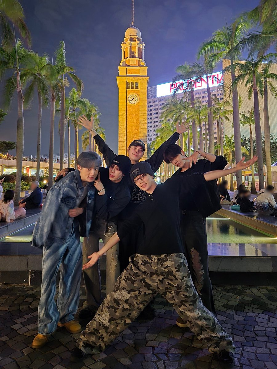 Recent activity shot of VERIVERY