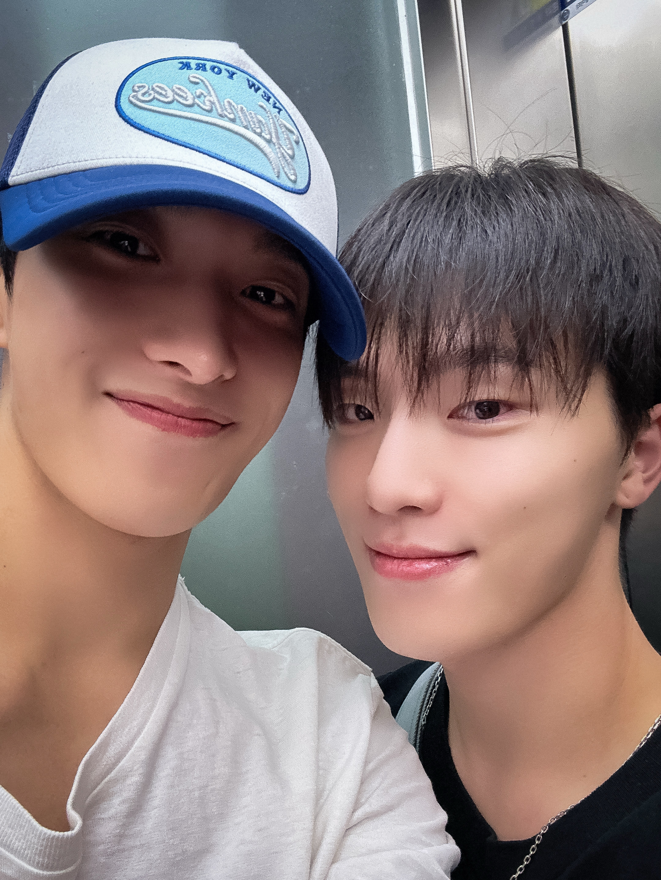 Latest photo of Dino (SEVENTEEN)