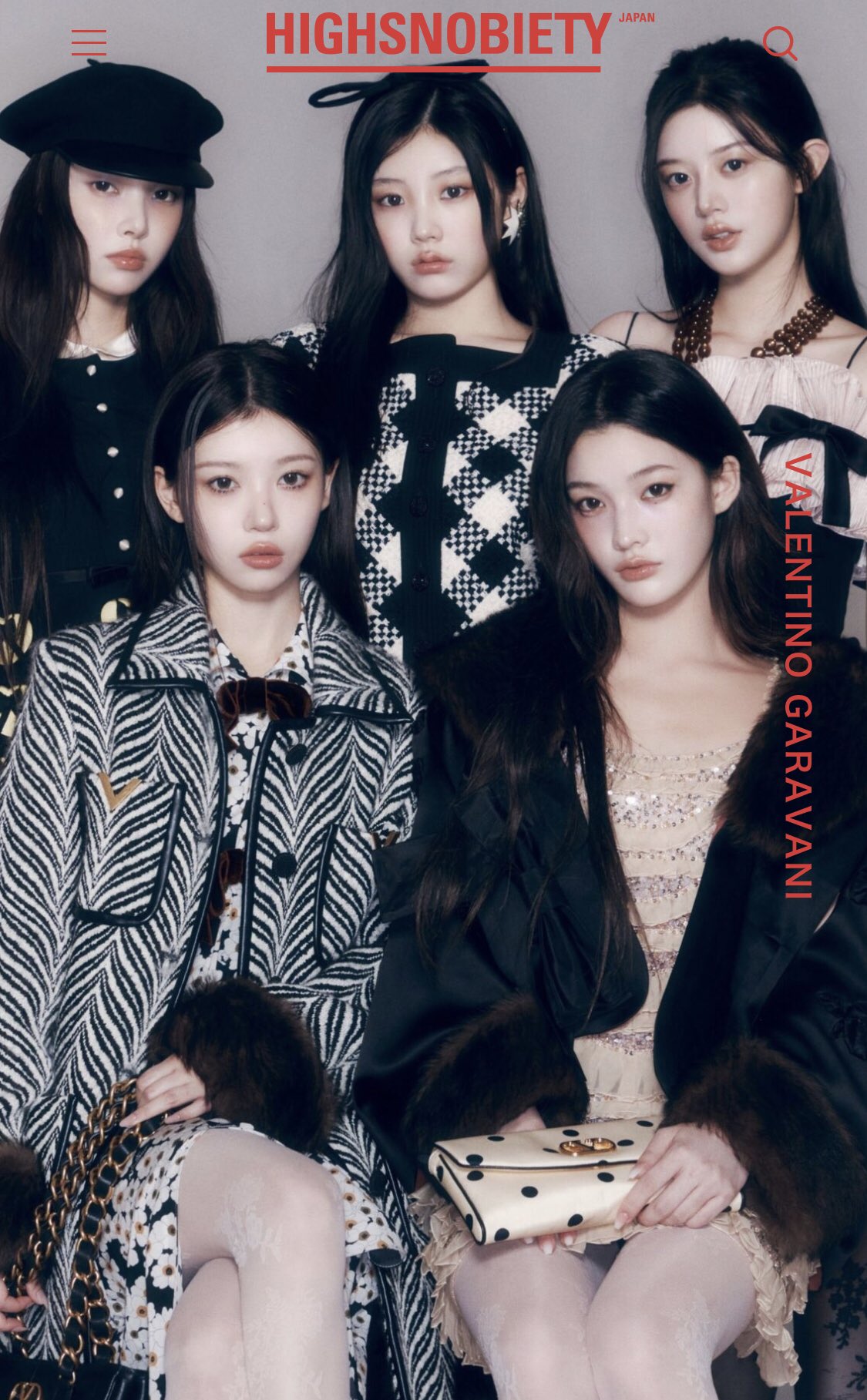 A moment captured by ILLIT's fan