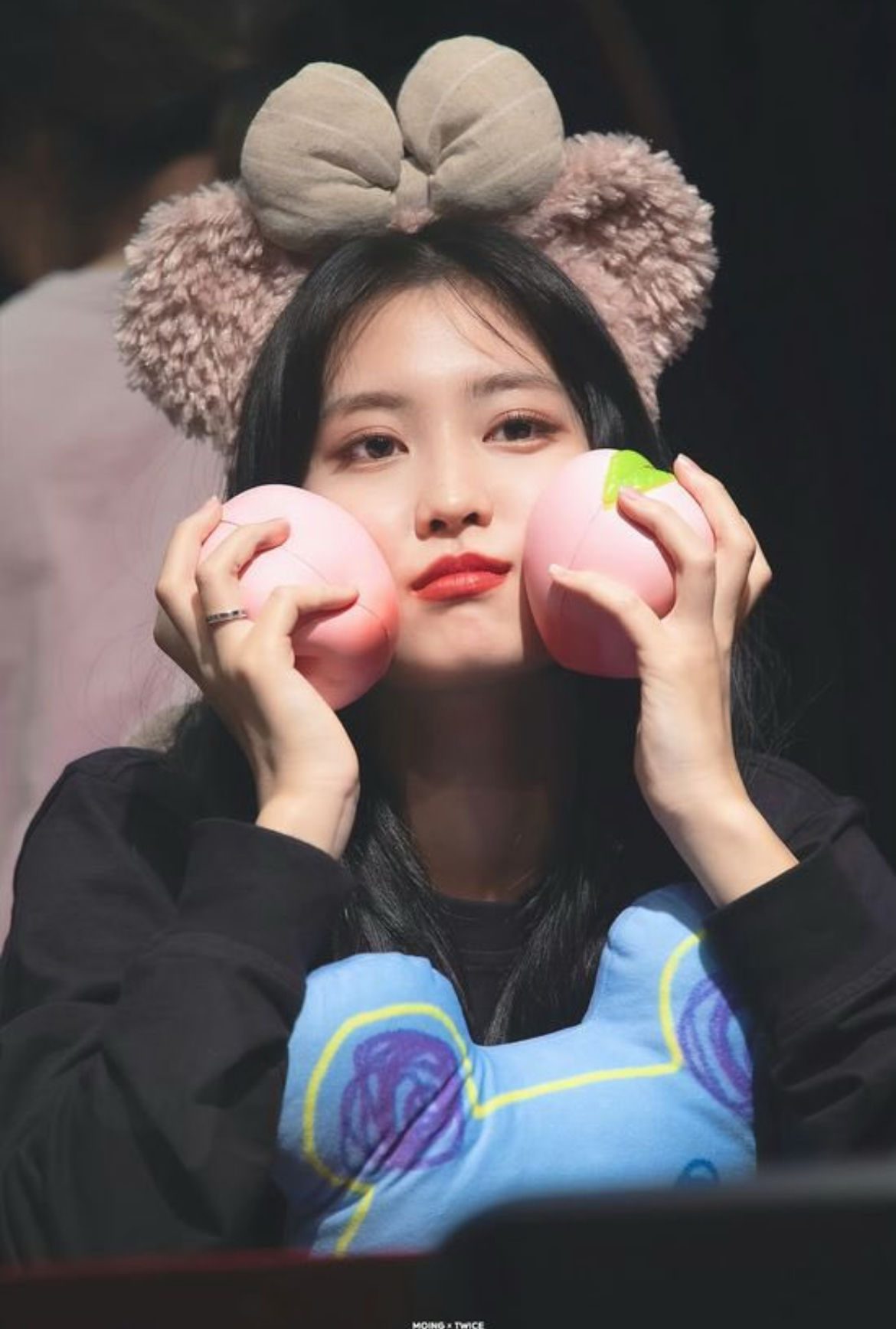 A moment captured by Momo (TWICE)'s fan