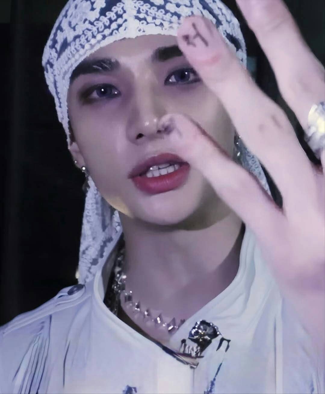 ヒョンジン (Stray Kids)の舞台裏ショット