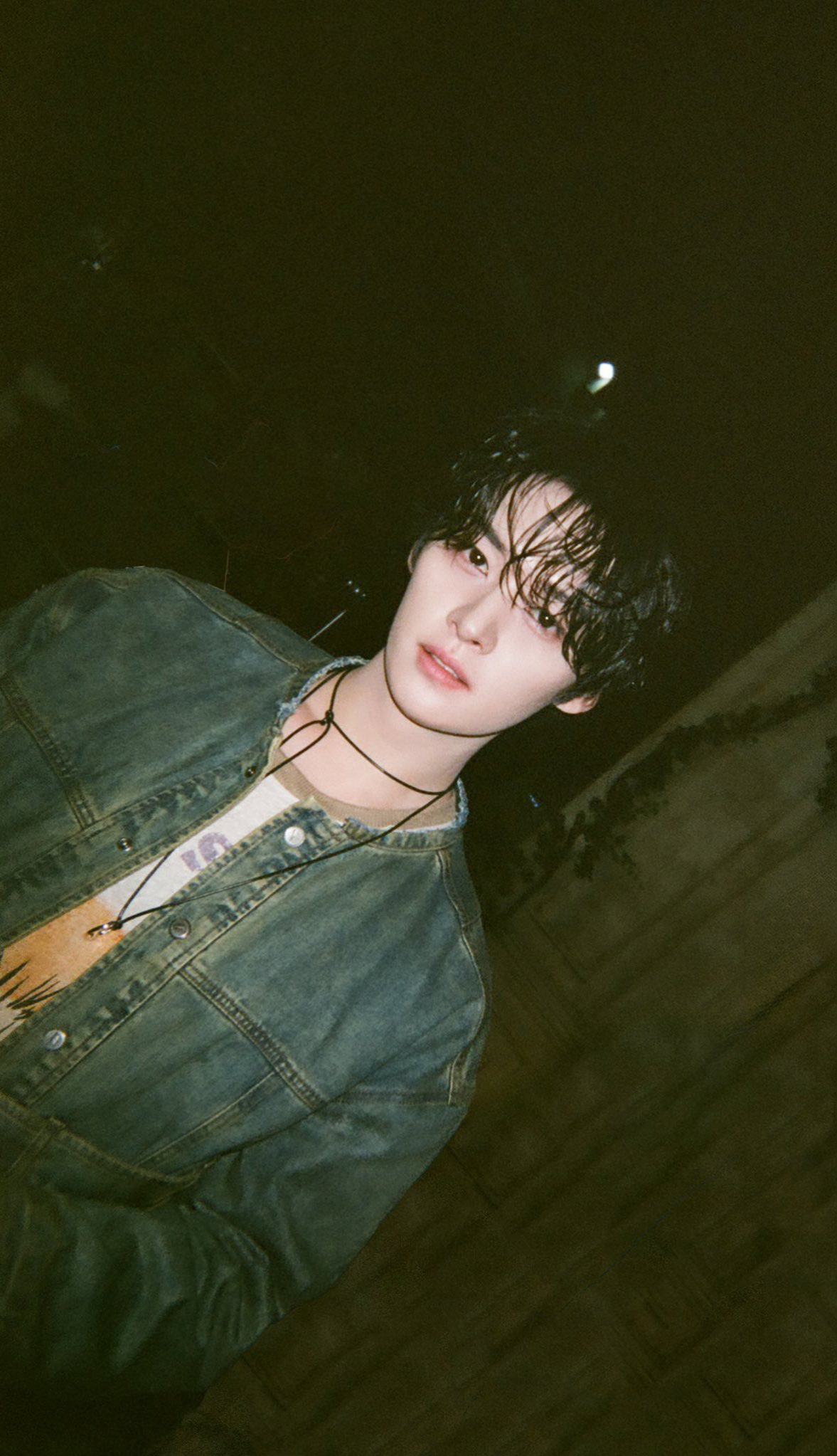 Behind-the-scenes cut of Lee Know (Stray Kids)