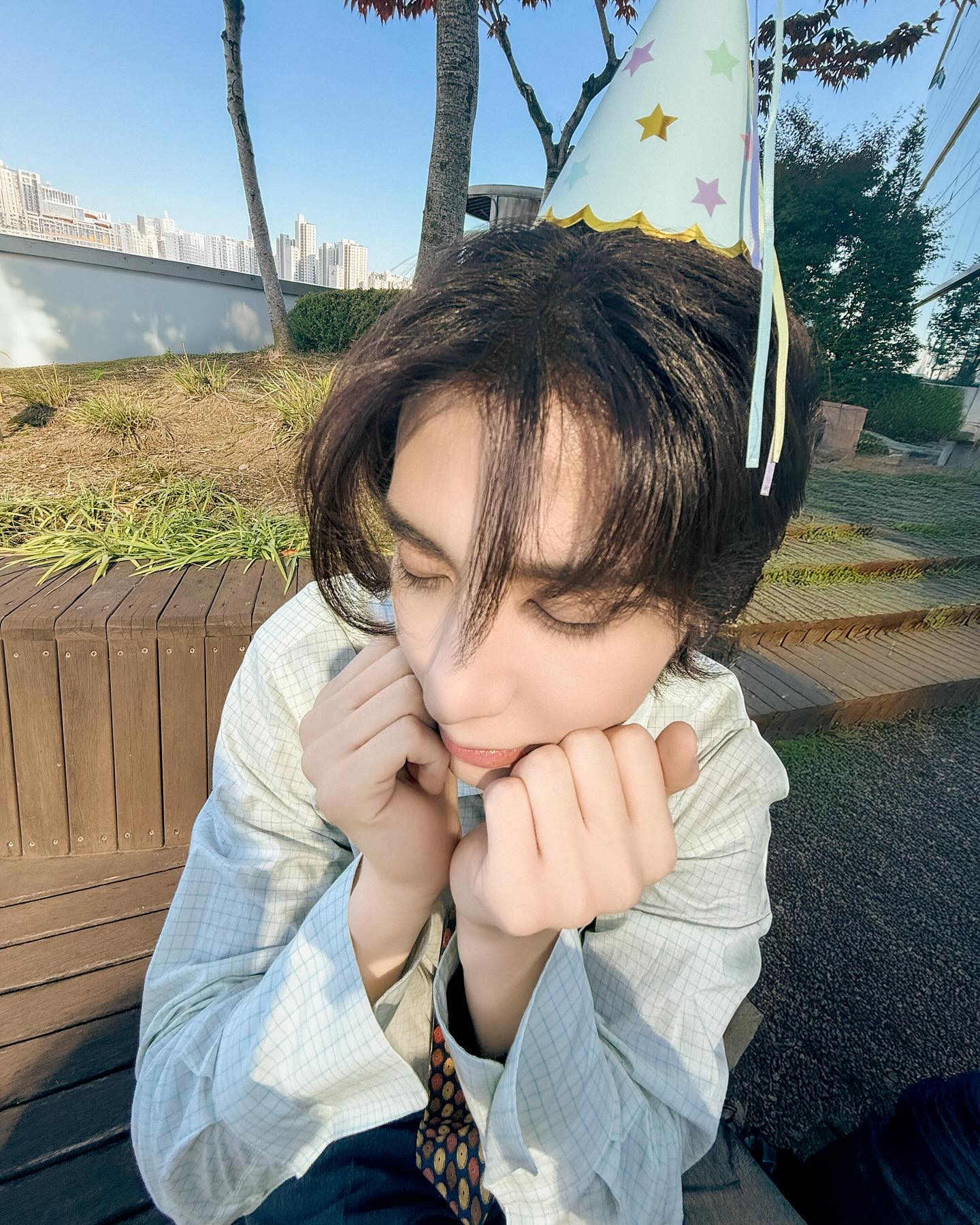 Behind-the-scenes cut of Leehan (BOYNEXTDOOR)