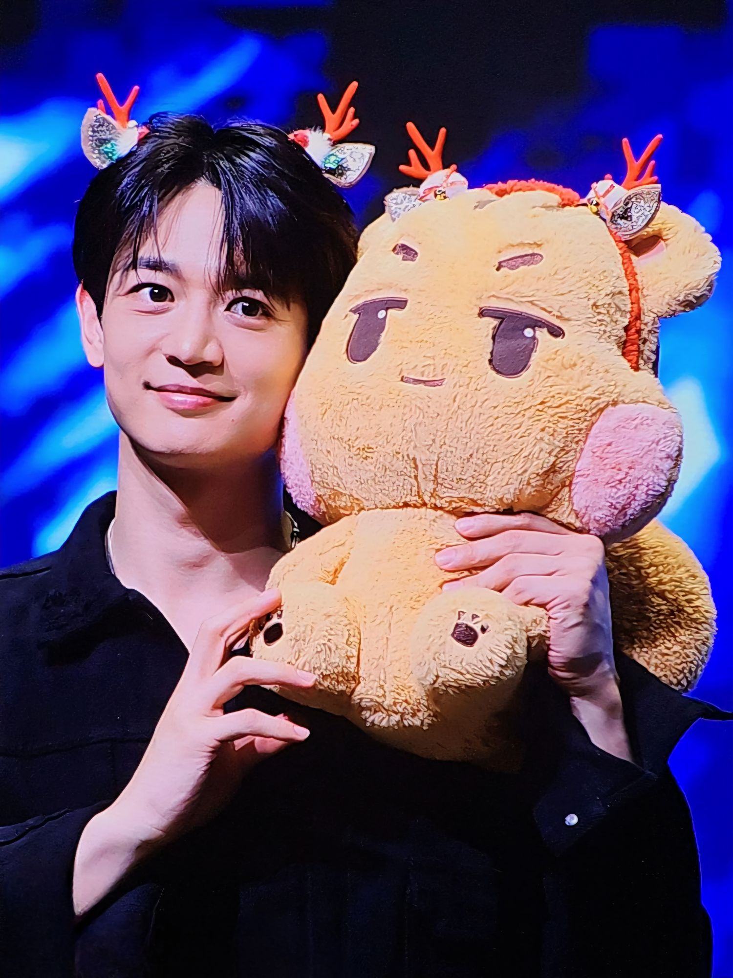 Recent activity shot of Minho (SHINee)