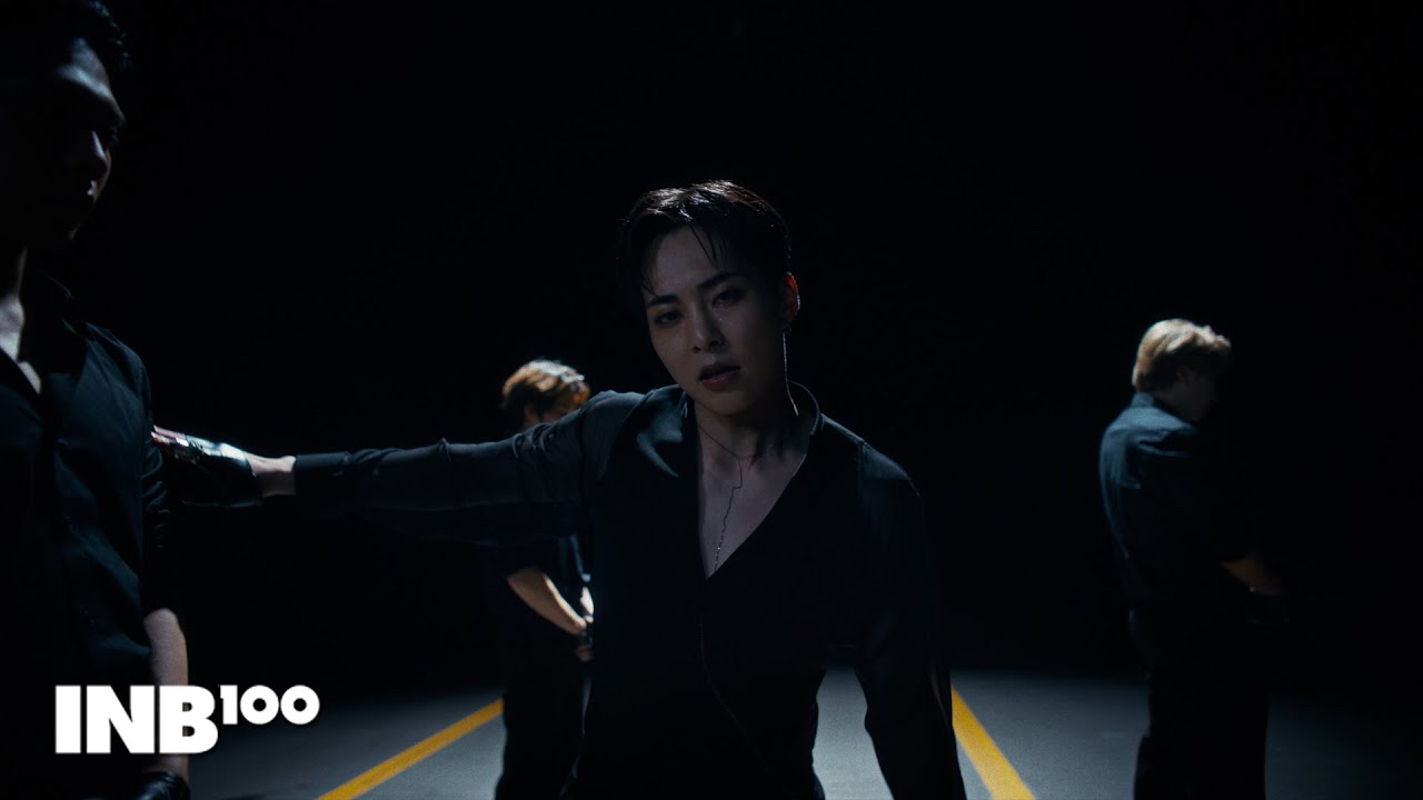 Xiumin (EXO)的幕后花絮