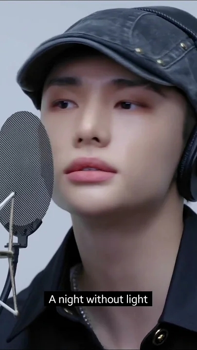 A moment captured by Hyunjin (Stray Kids)'s fan