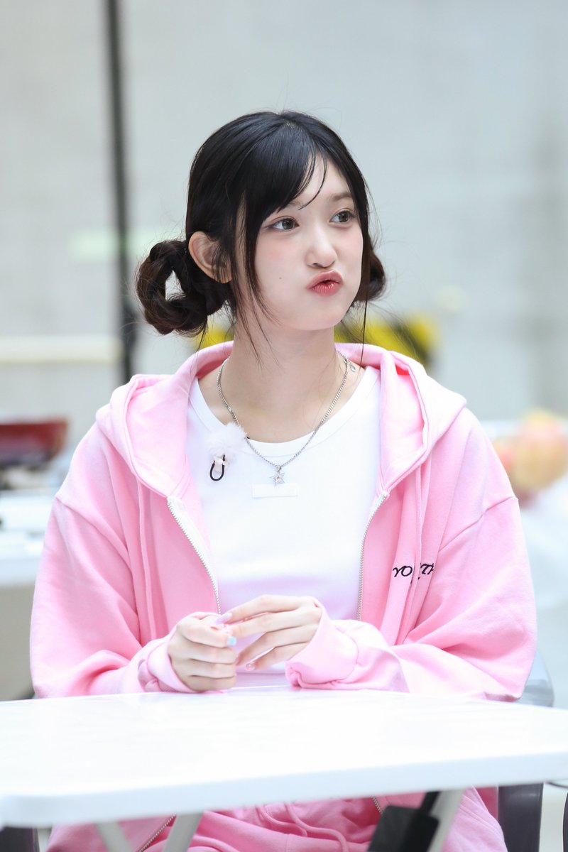 Latest photo of IVE