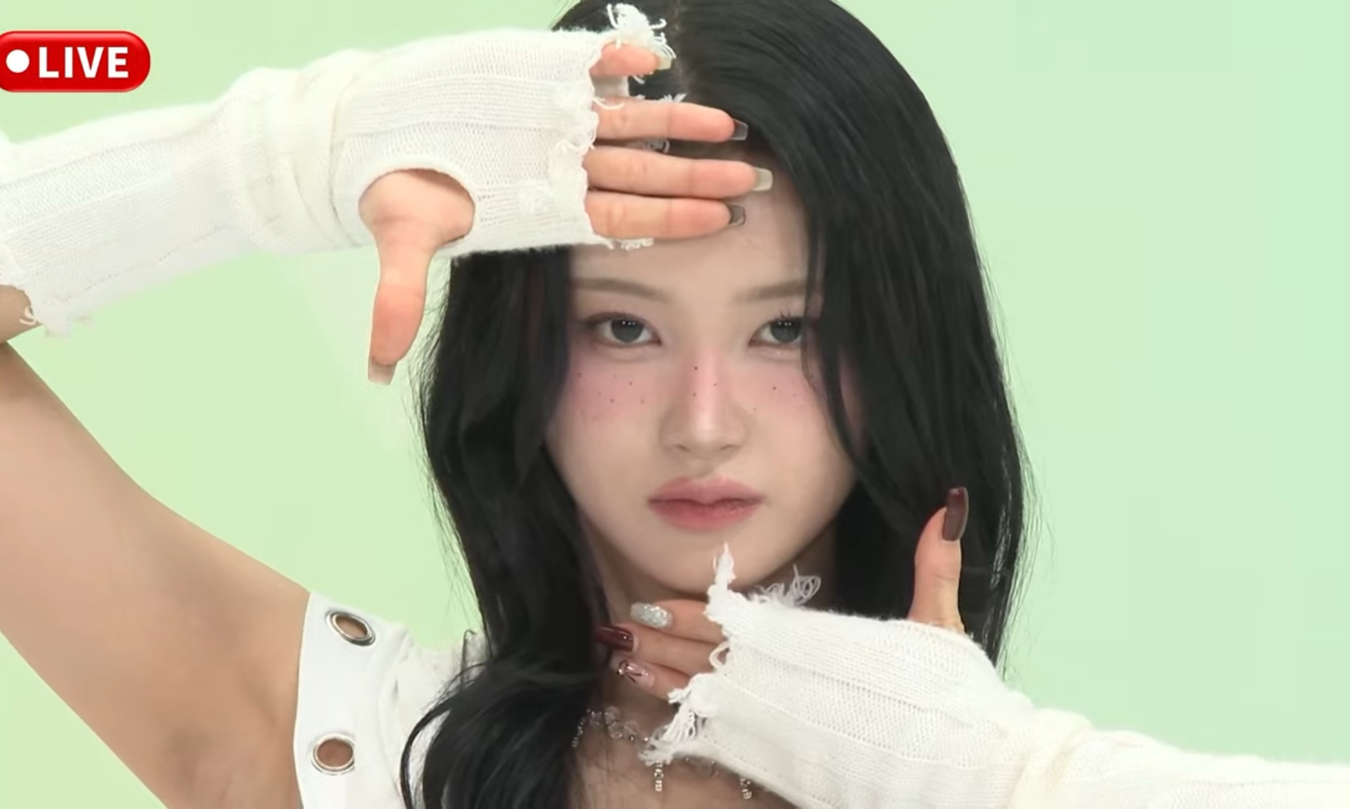 櫻井美羽 (ME:I)的幕後花絮