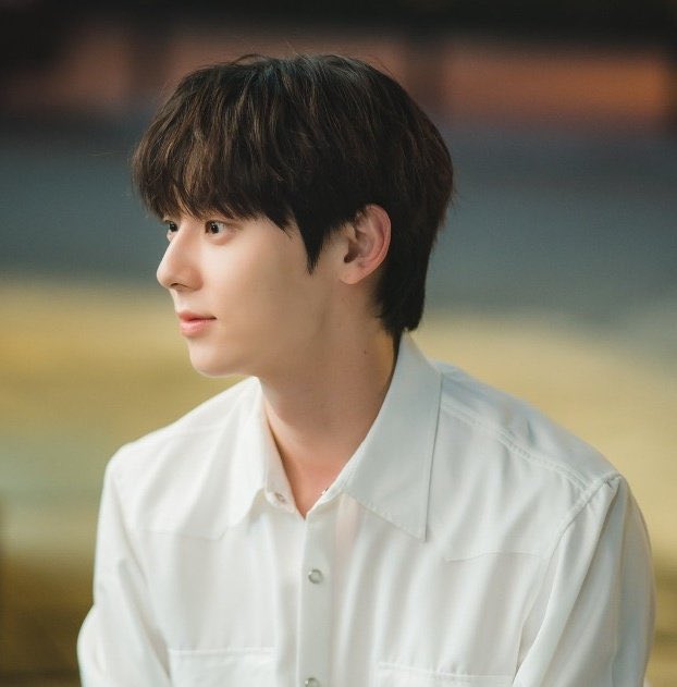 Recent activity shot of Hwang Minhyun