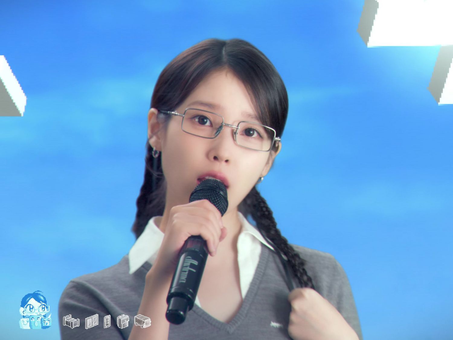 Latest photo of IU