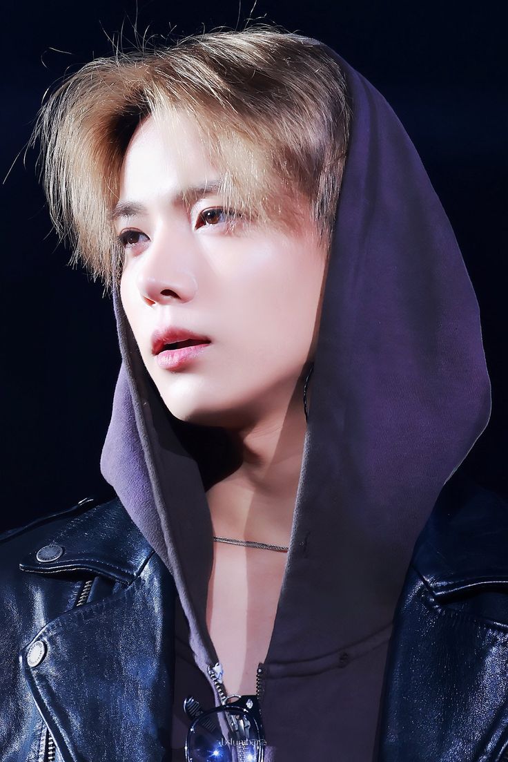 Foto aktivitas terbaru Heeseung (ENHYPEN)