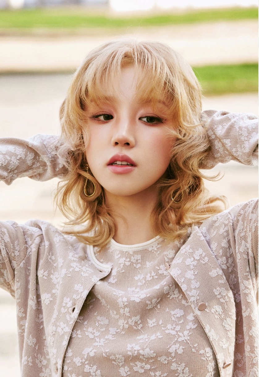 우기 (아이들)의 팬들이 직접 만든 특별한 배경화면