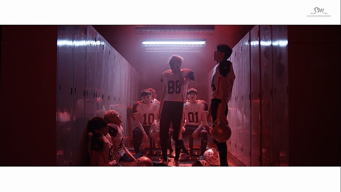 Behind-the-scenes cut of EXO