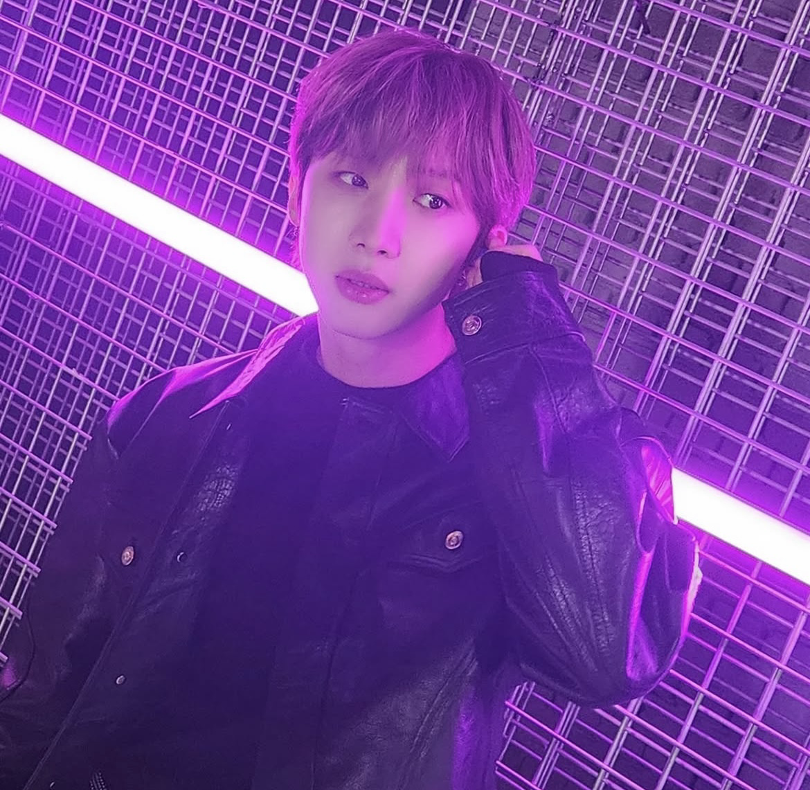 Hui (PENTAGON)的幕后花絮