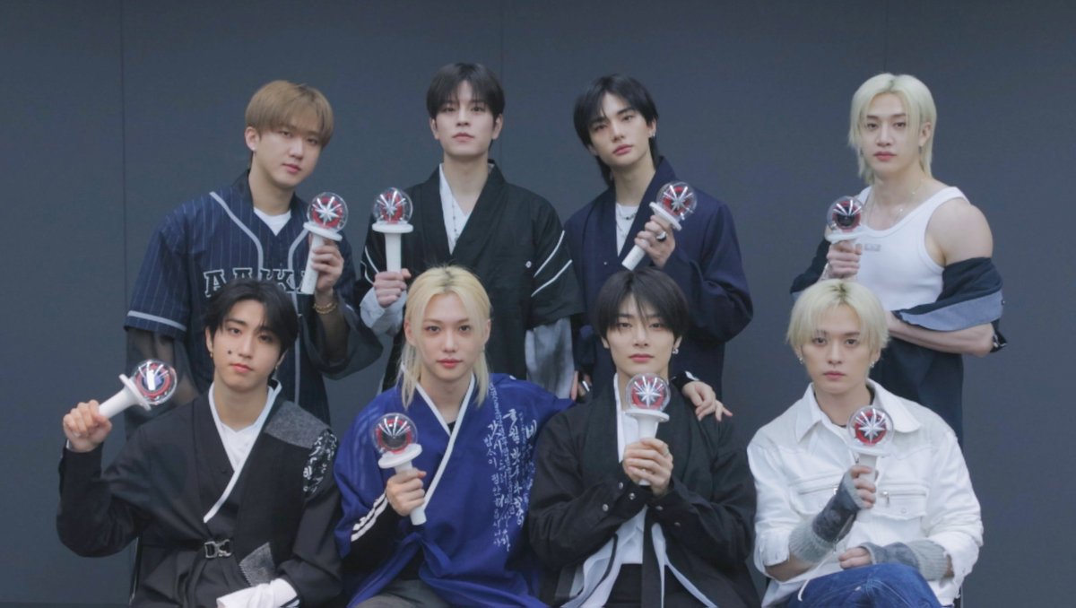 Behind-the-scenes cut of Stray Kids