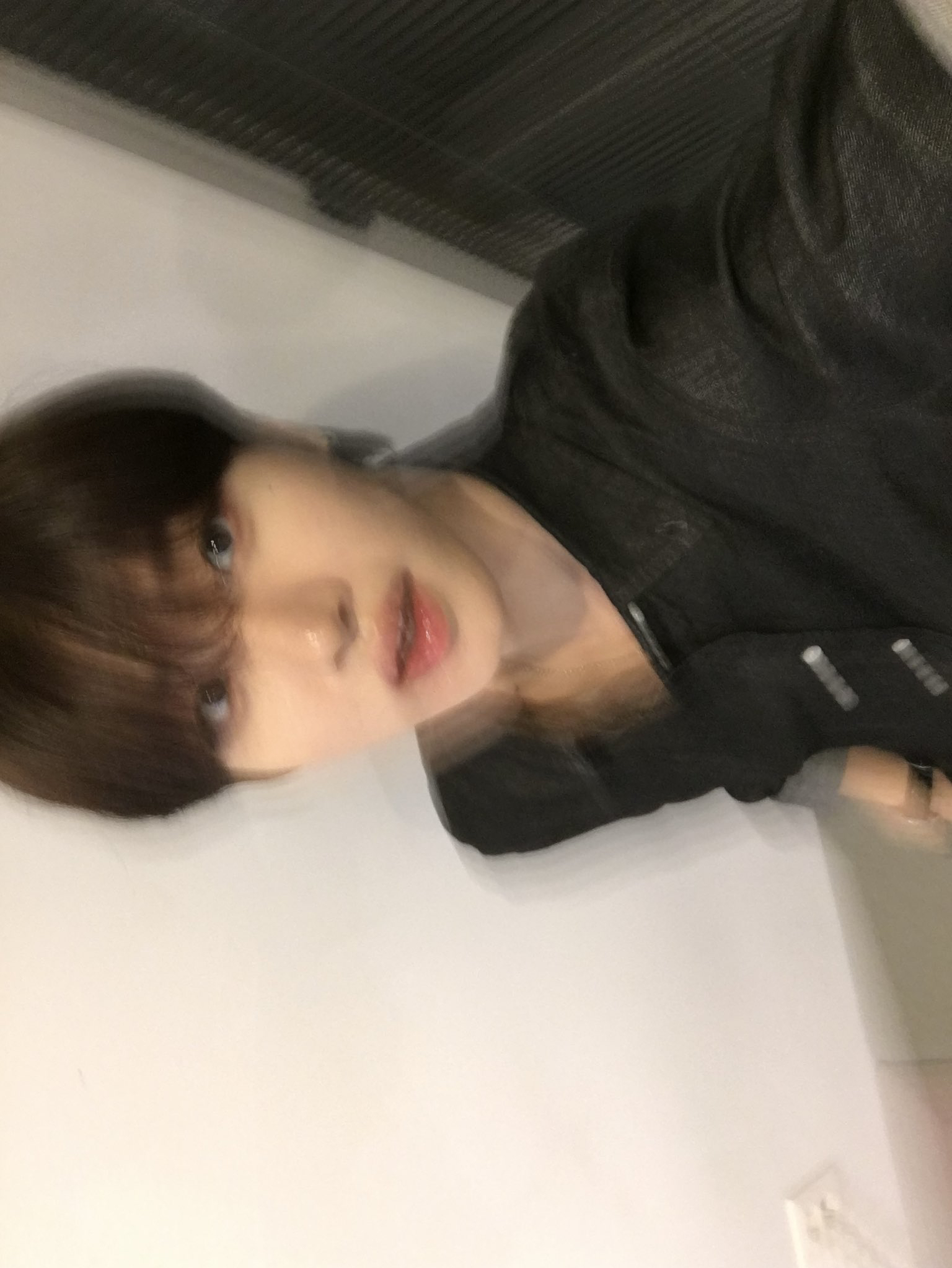 Behind-the-scenes cut of Huiwon (n.SSign)