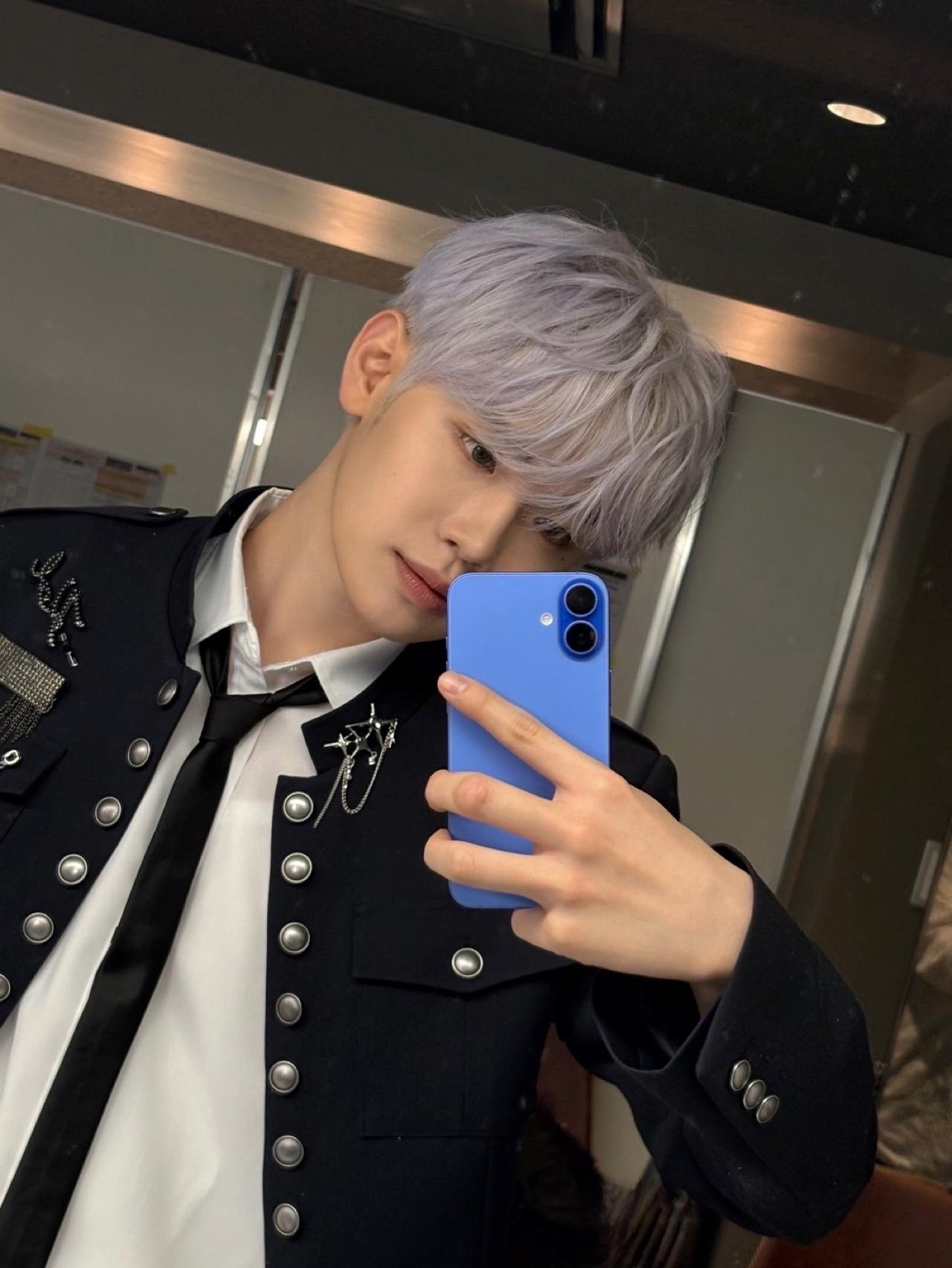 Latest photo of Kim Taerae (ZEROBASEONE)