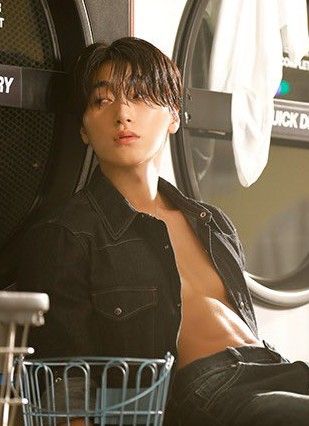 A moment captured by San (ATEEZ)'s fan