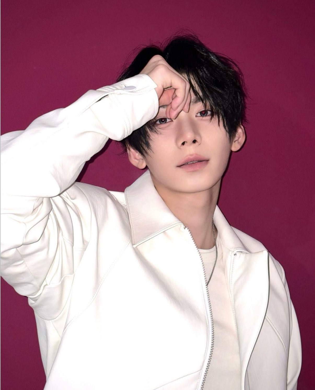 Behind-the-scenes cut of Park Han (AHOF)