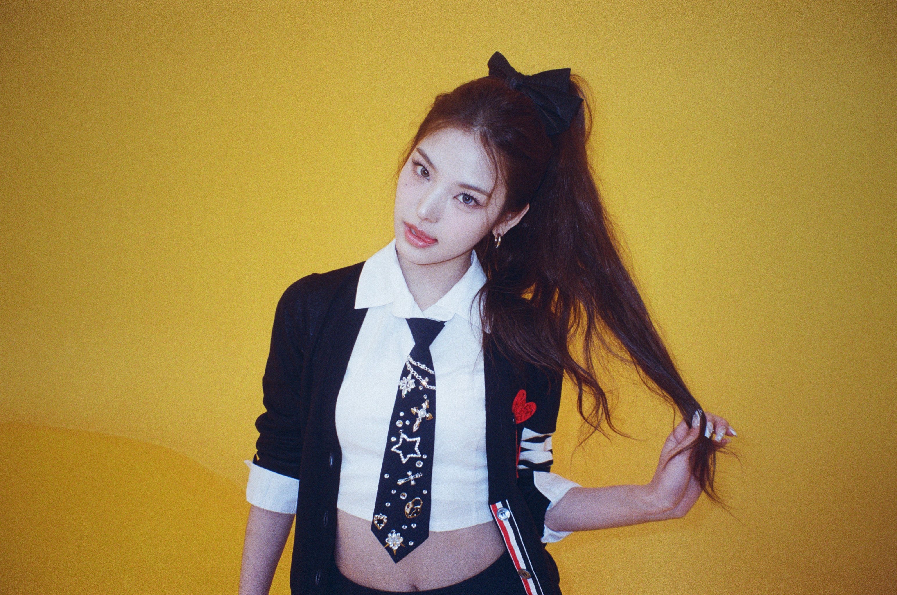 Behind-the-scenes cut of Mai (izna)