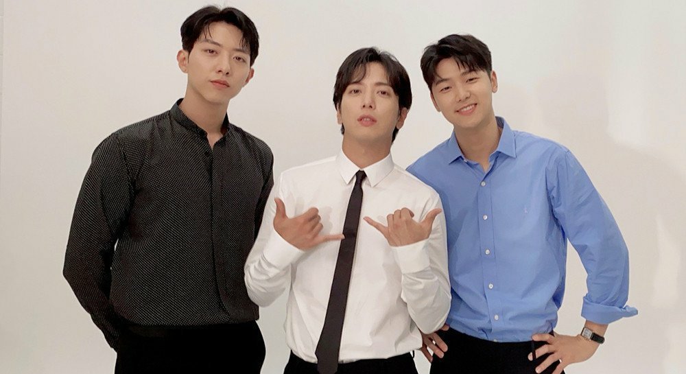 CNBLUE的幕後花絮
