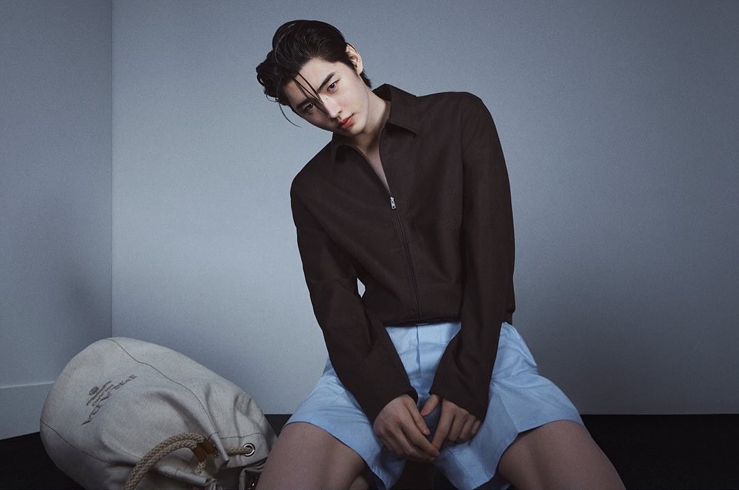 Latest photo of Sunghoon (ENHYPEN)