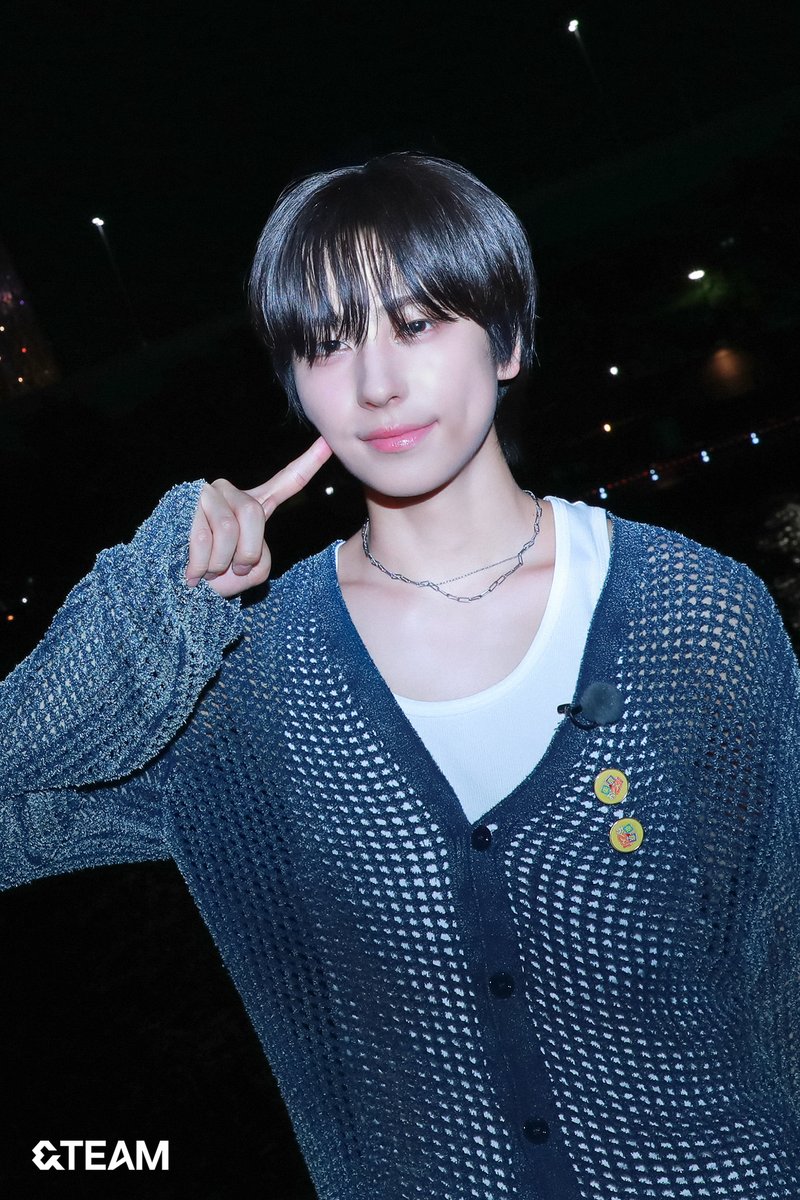 Latest photo of &TEAM