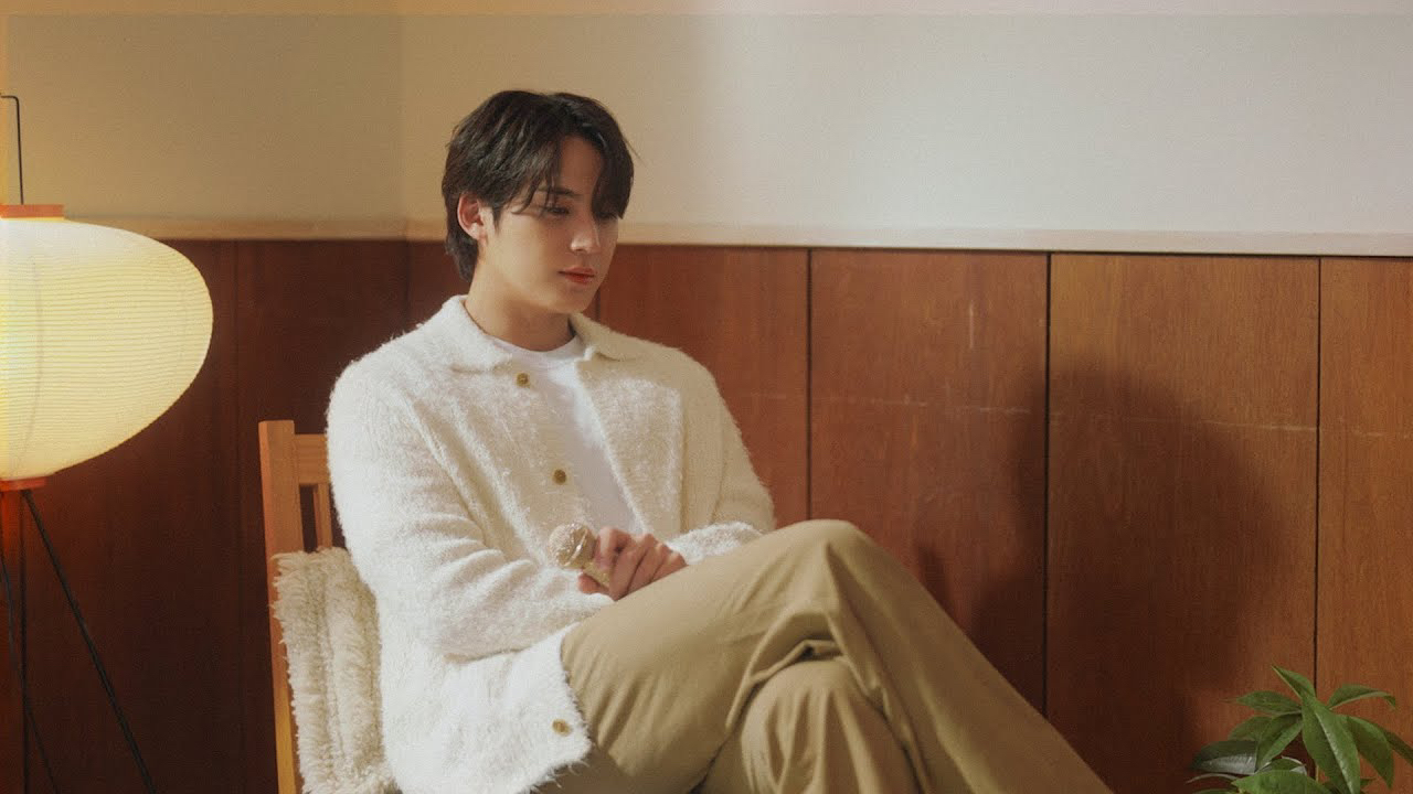 Behind-the-scenes cut of Mingyu (SEVENTEEN)