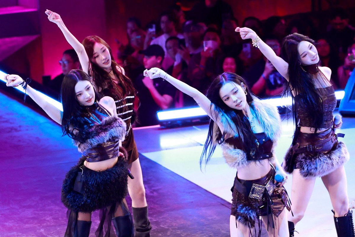 에스파의 최신 사진