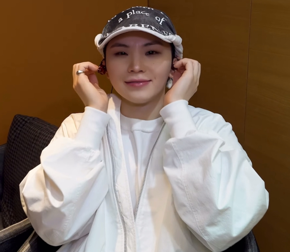 Behind-the-scenes cut of Woozi (SEVENTEEN)