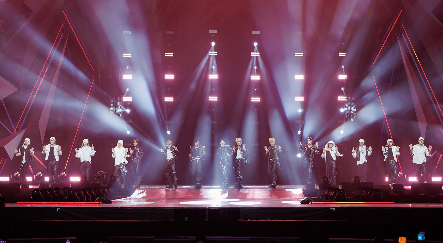 TREASUREの最近の活動写真