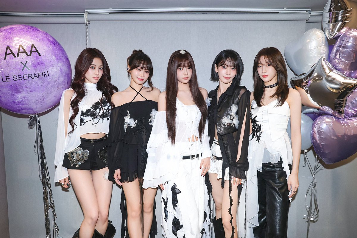 Behind-the-scenes cut of LE SSERAFIM