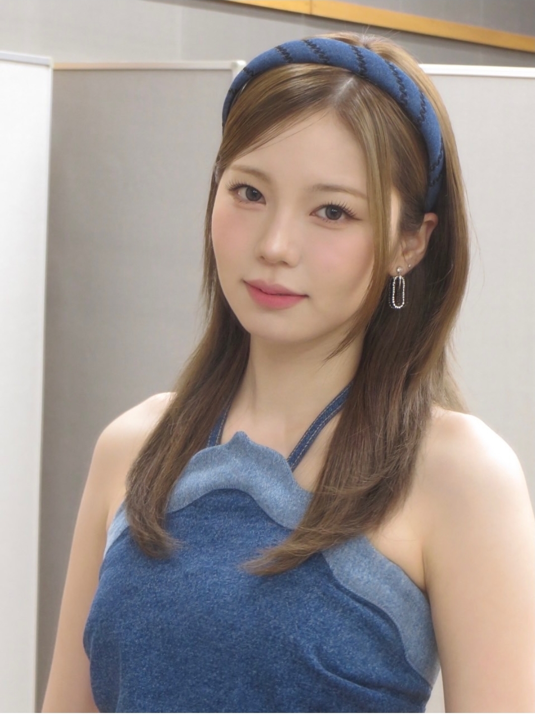 Foto aktivitas terbaru Ayaka (NiziU)