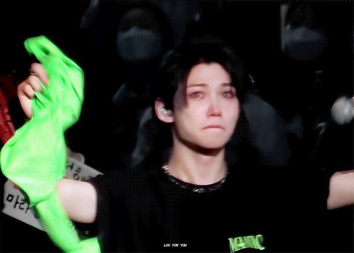 Behind-the-scenes cut of Felix (Stray Kids)