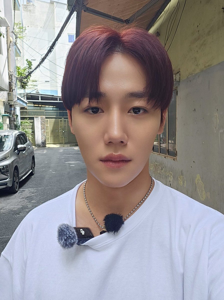 Latest photo of GoldenChild