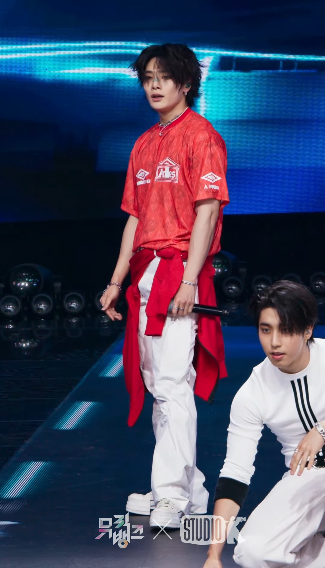 Behind-the-scenes cut of I.N (Stray Kids)