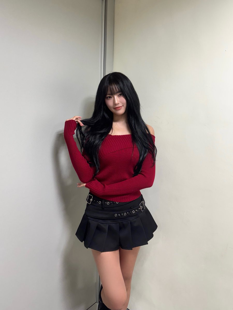 A moment captured by H1-KEY's fan