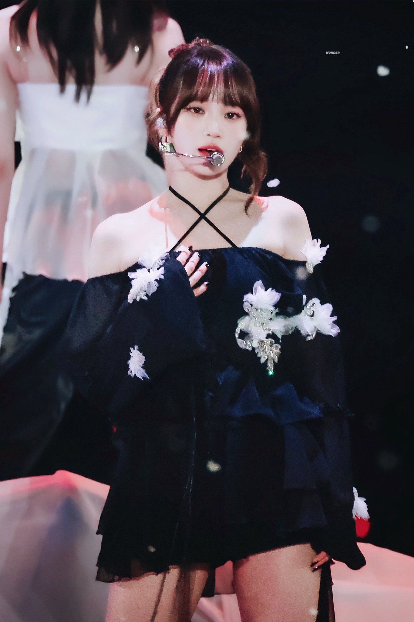 Recent activity shot of Kim Chaewon (LE SSERAFIM)