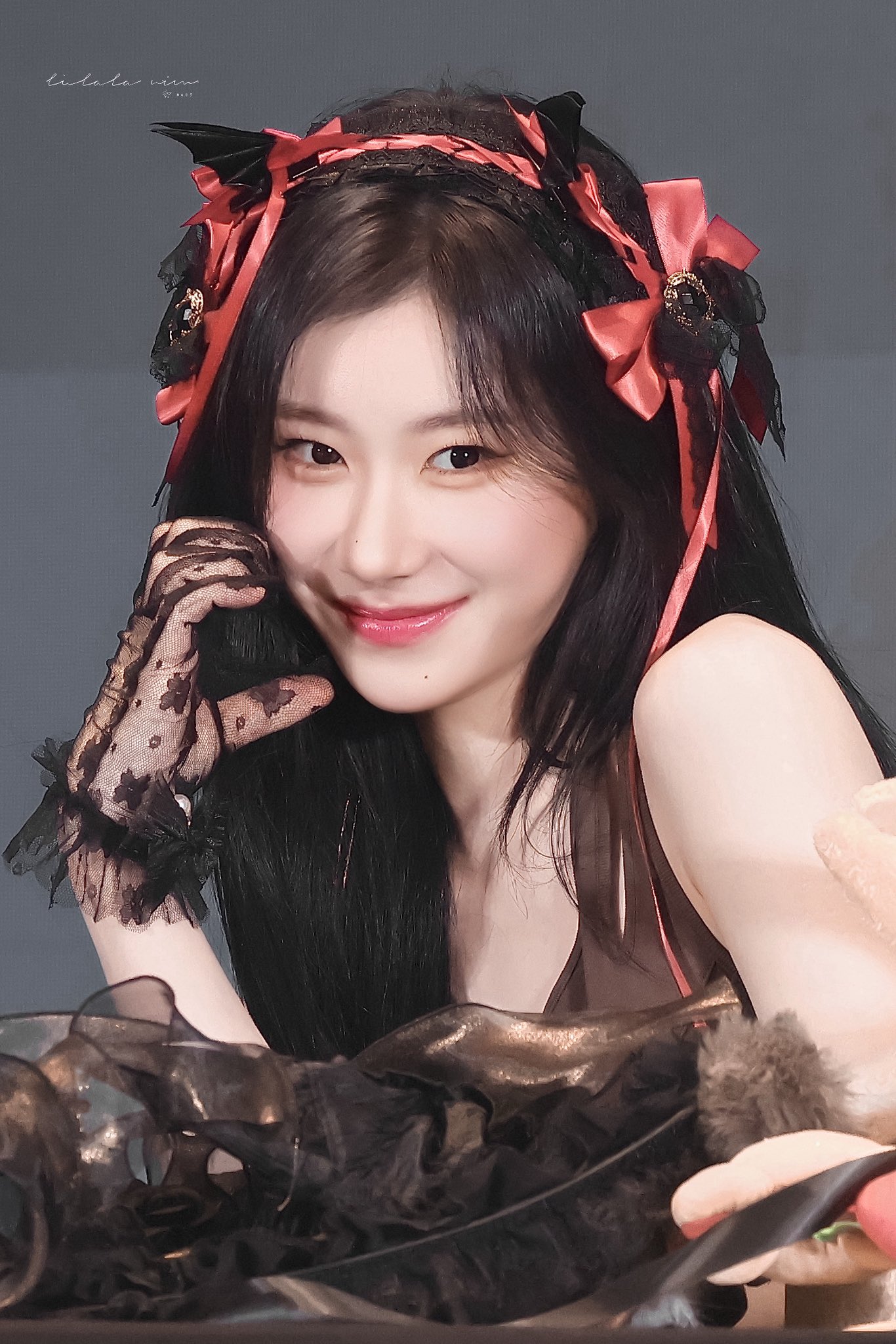 Foto aktivitas terbaru Chaeryeong (ITZY)