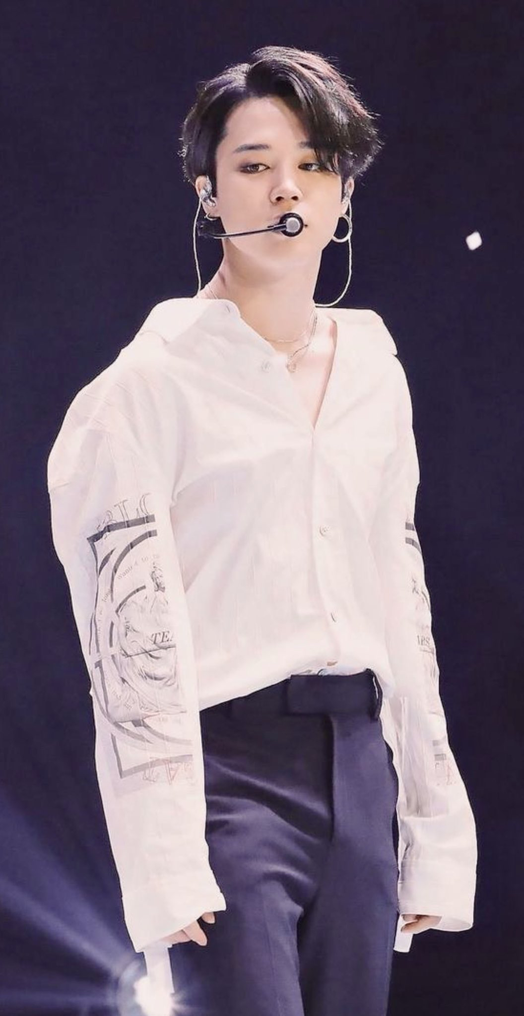 Fandom-recommended wallpaper image of Jimin (BTS)