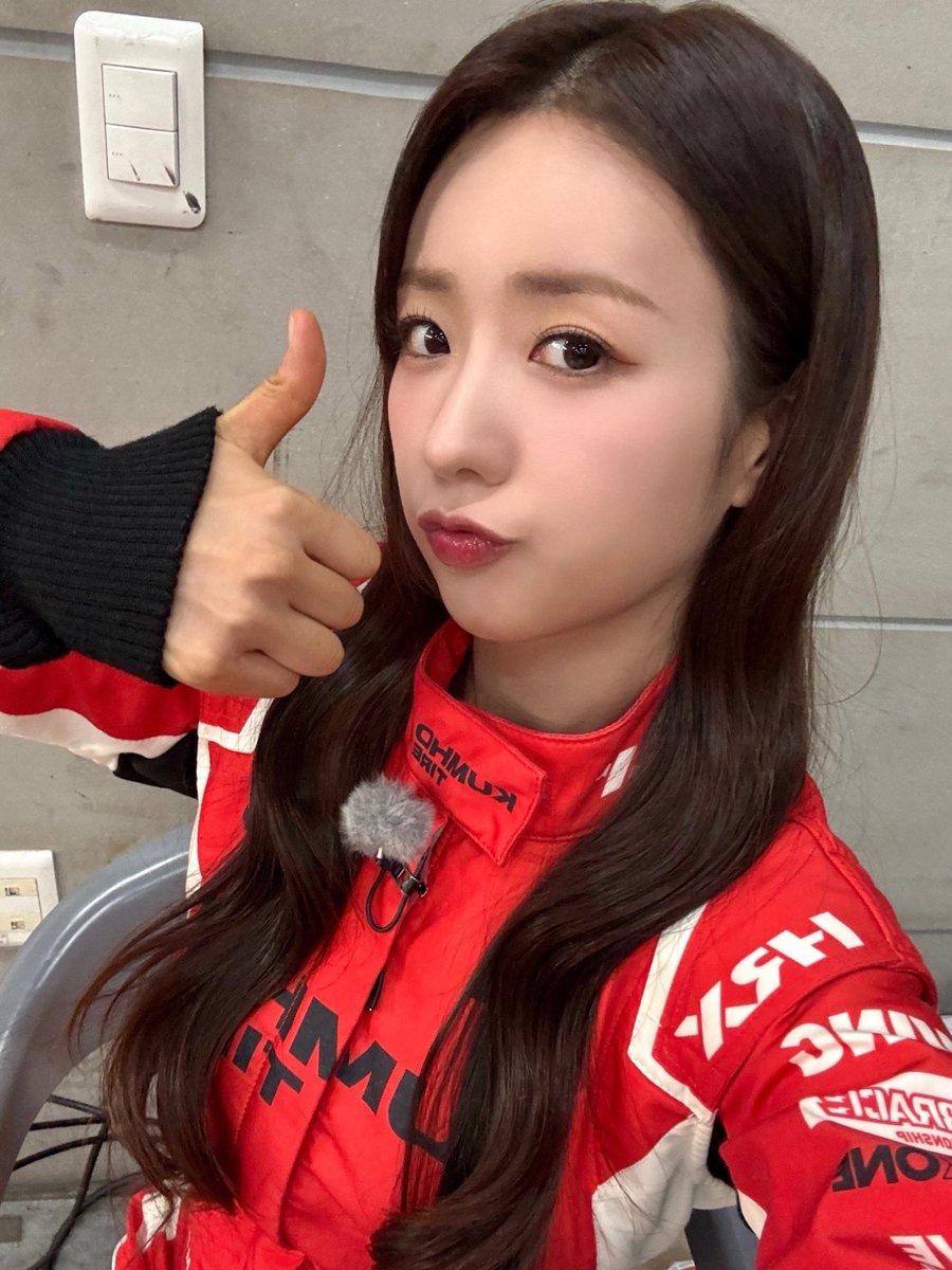 Apinkの最新写真