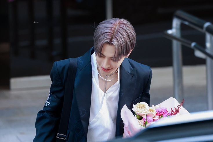 A moment captured by Hongjoong (ATEEZ)'s fan