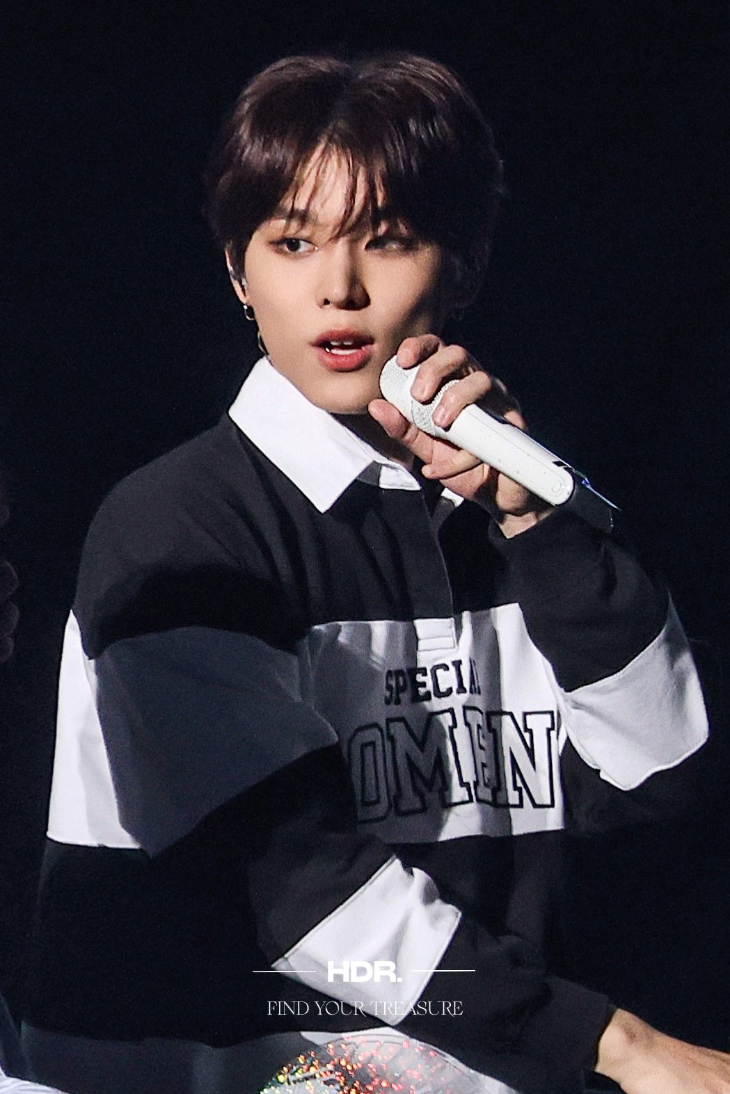 朴炡禹 (TREASURE)粉丝拍下的瞬间