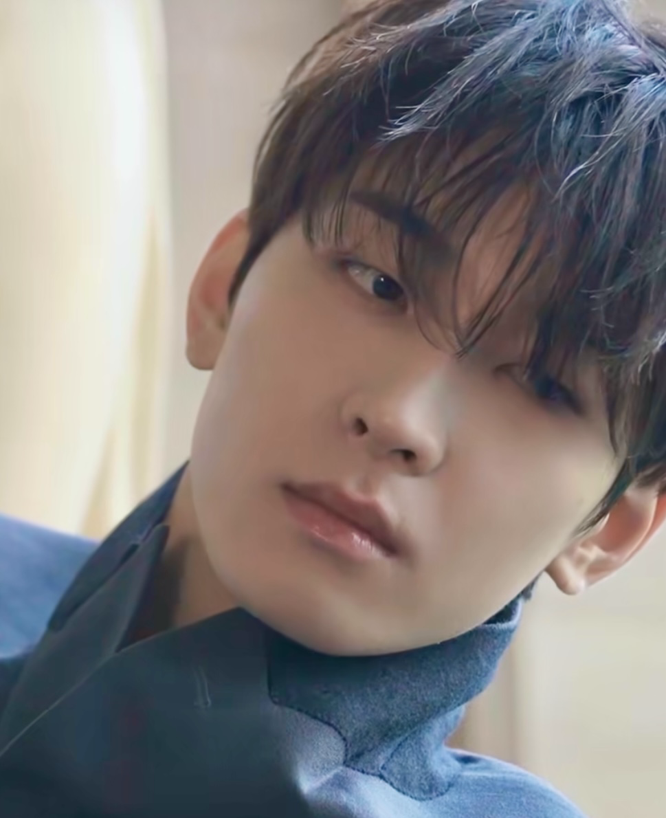 원우 (세븐틴)의 최신 사진